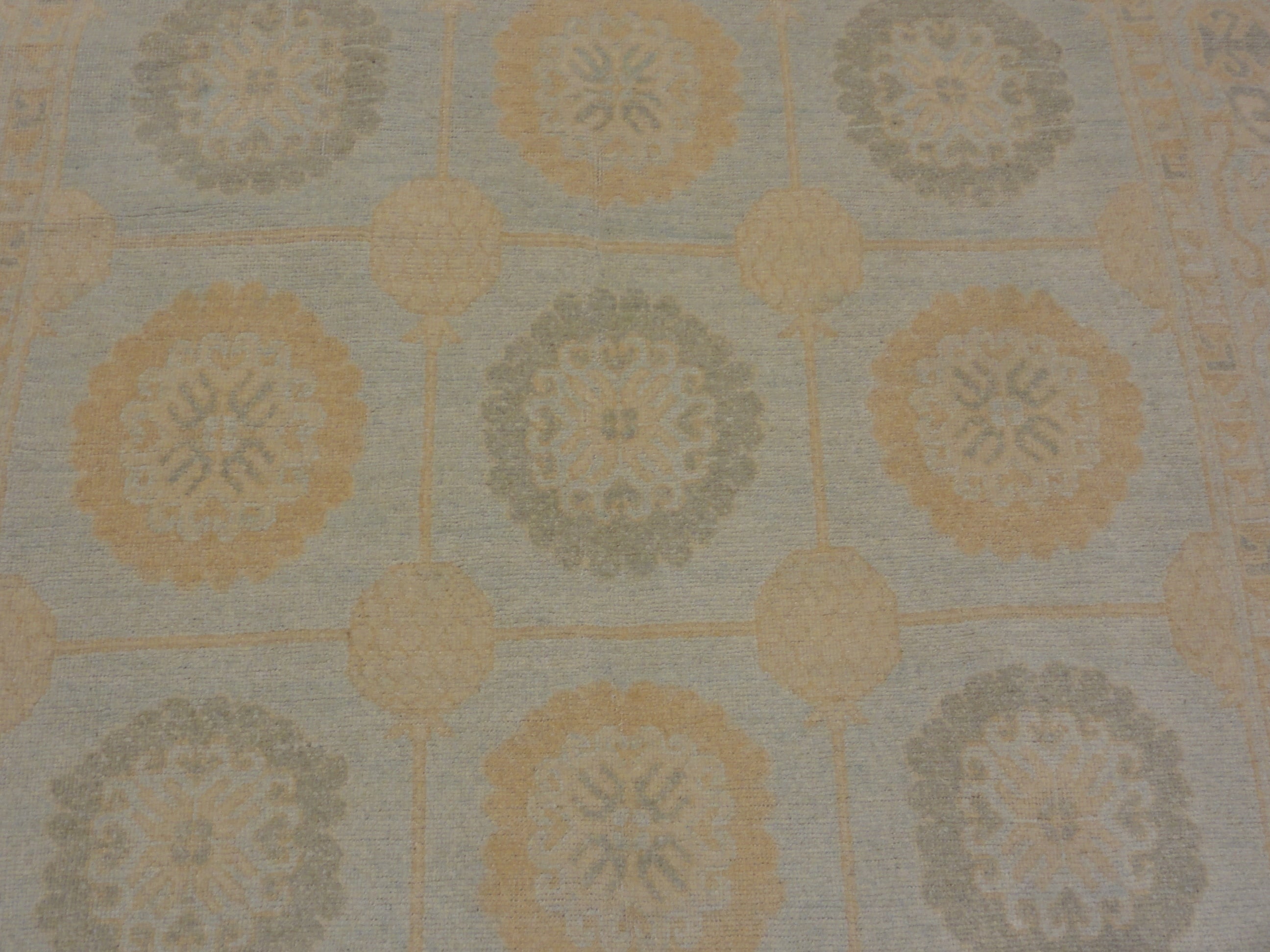 Fine Khotan rug and more oriental carpet 31392