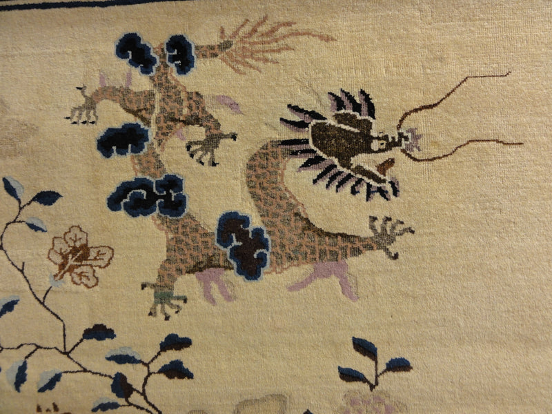 35851 Antique Peking Rug