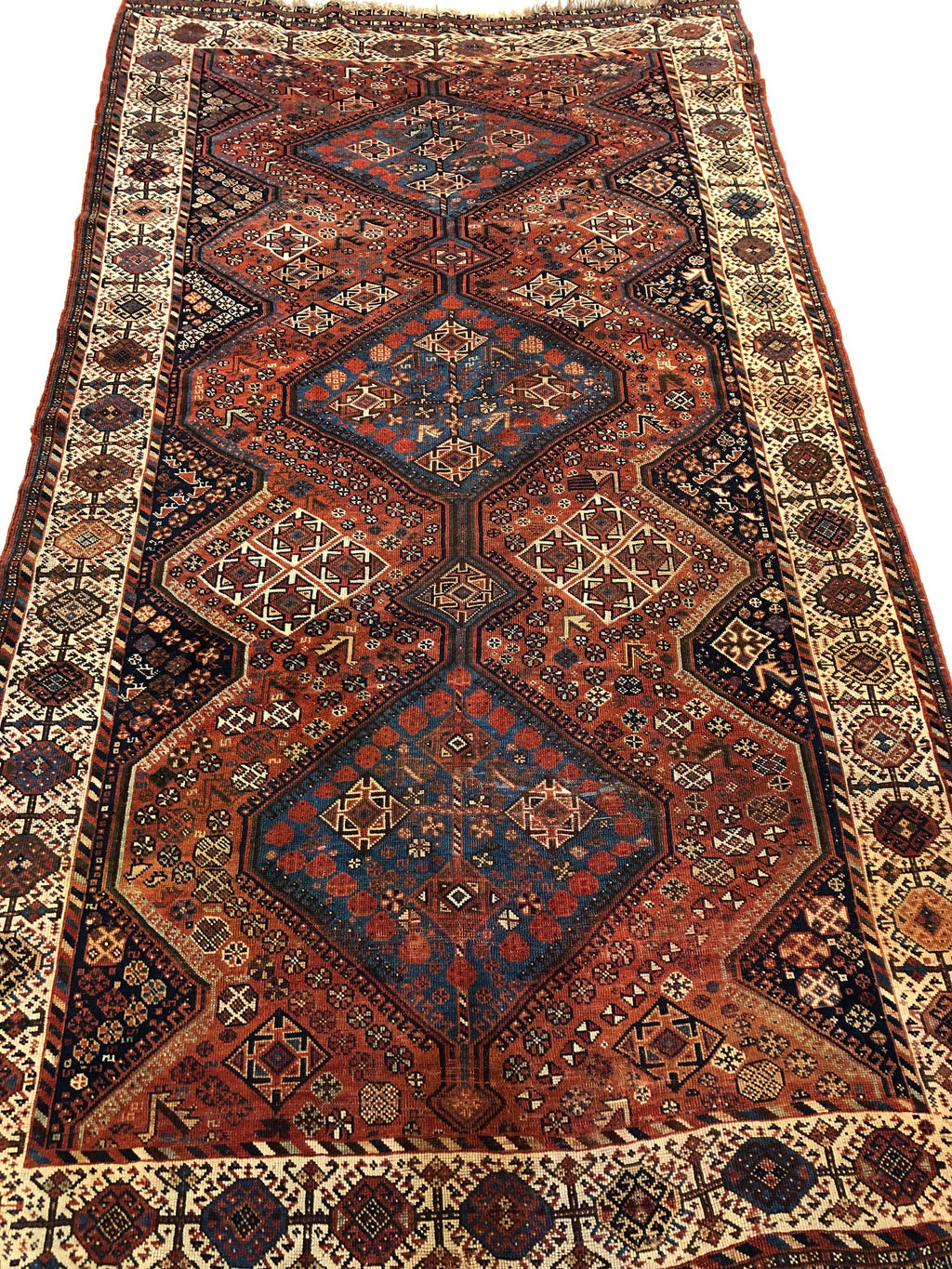 Antique-Qashqai-Shekarlou