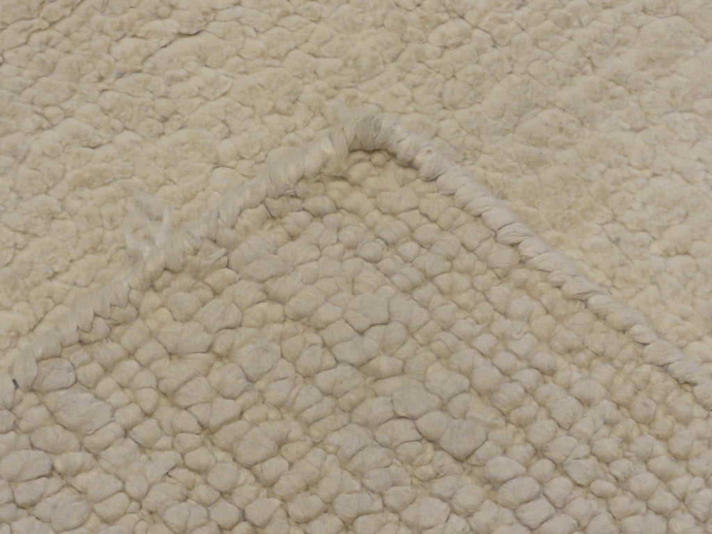 30418 Natural Bamboo Silk Rug