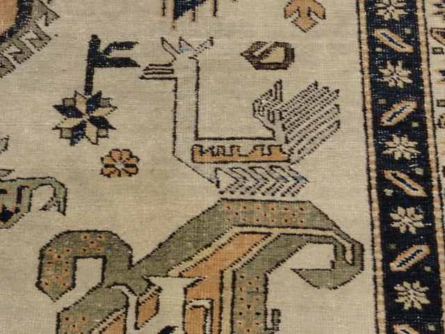 33686 Antique Caucasian Design