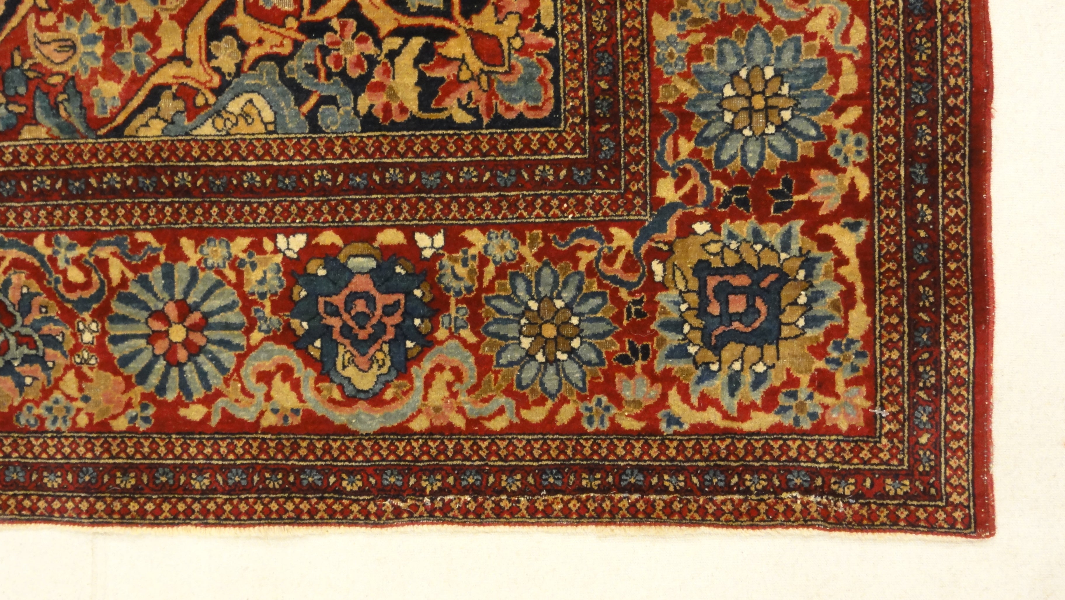 Antique Isphahan Rug 34548