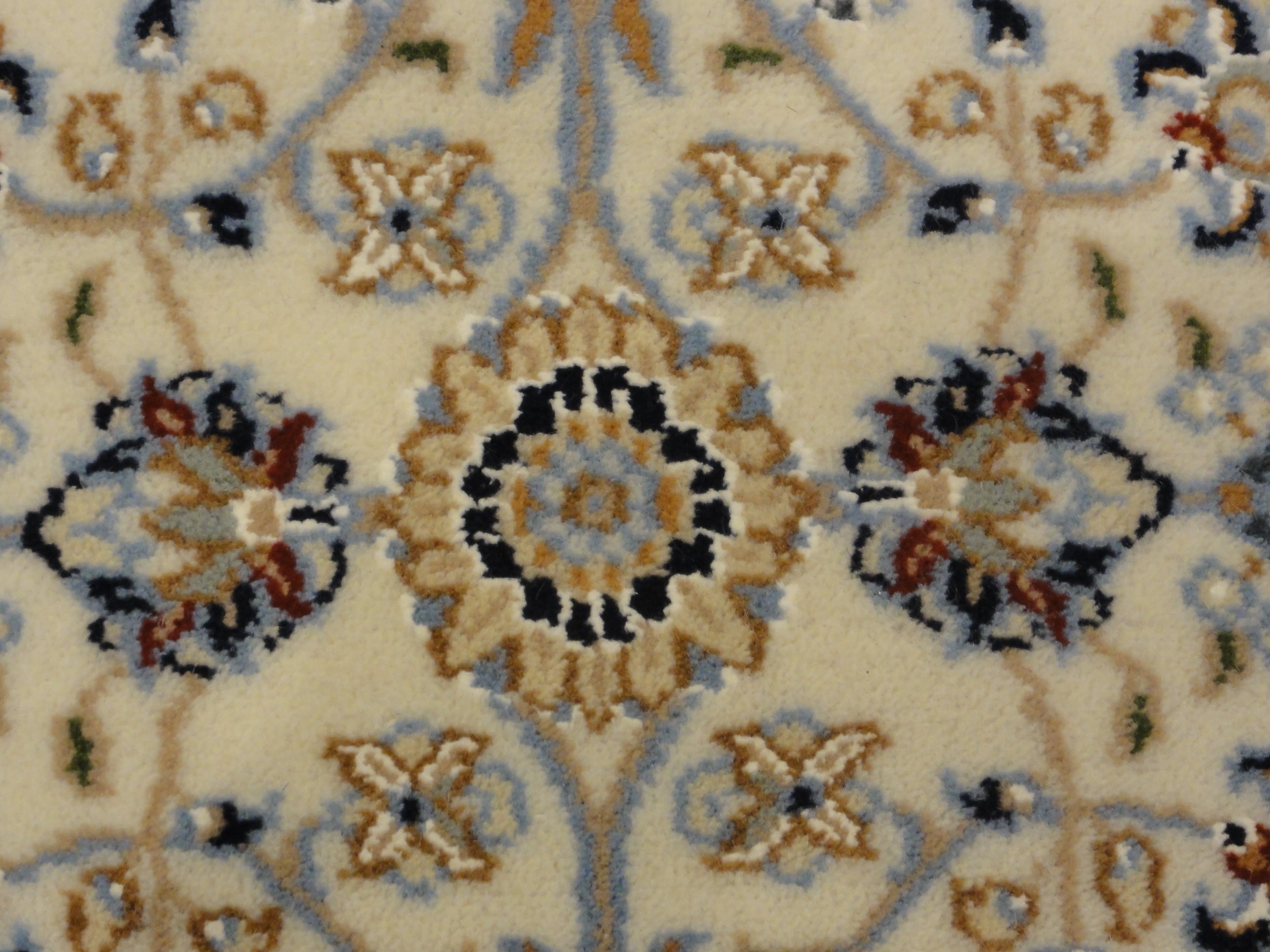 32909 Persian Nian Rug