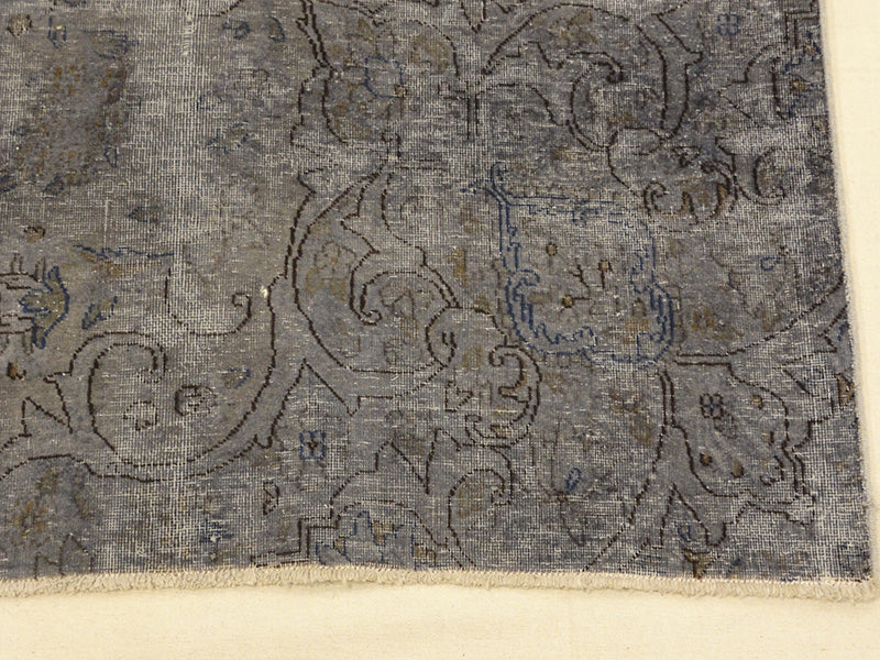 30255 Vintage Persian Rug