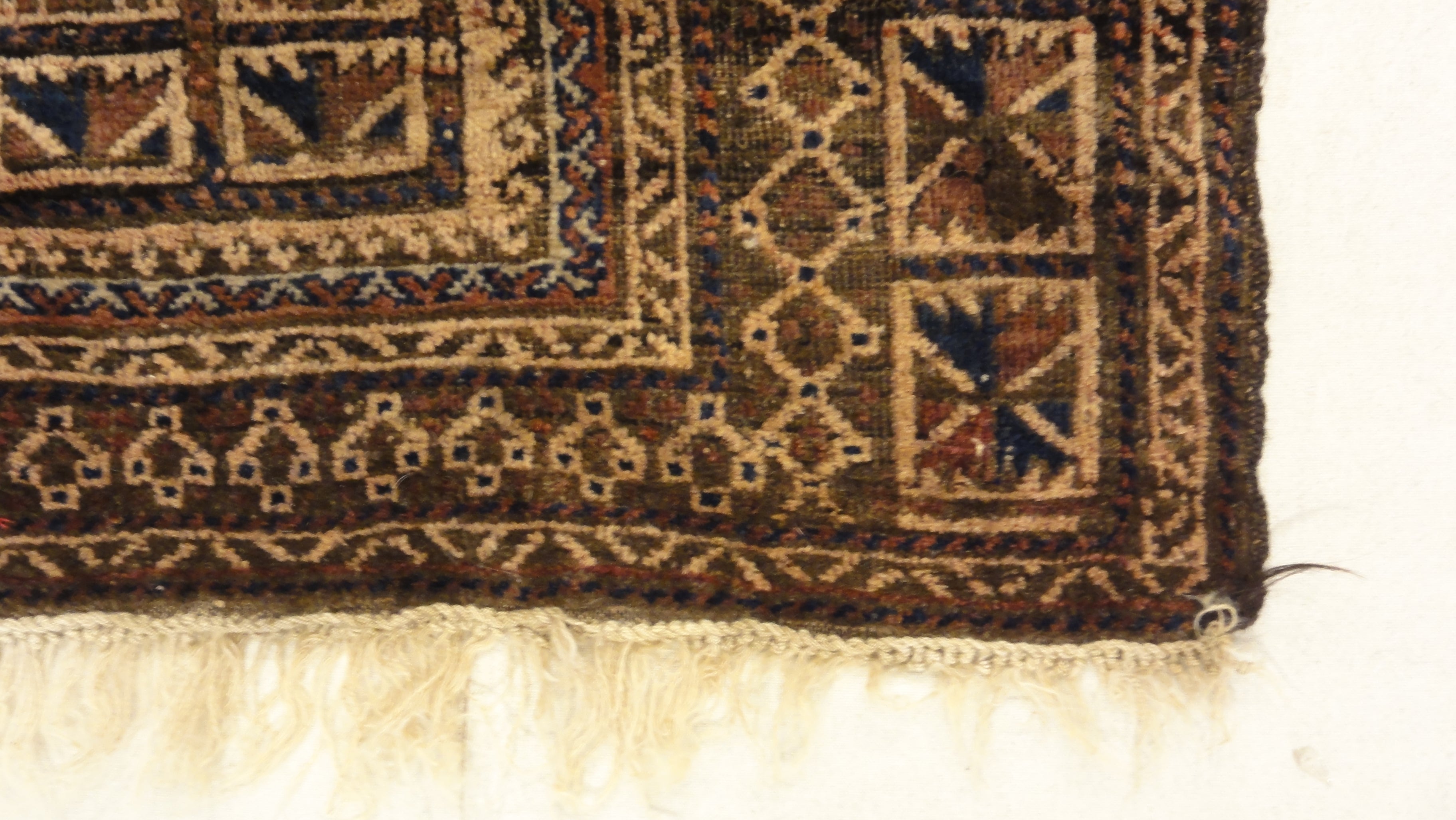 34637 Antique Baluchi Rug