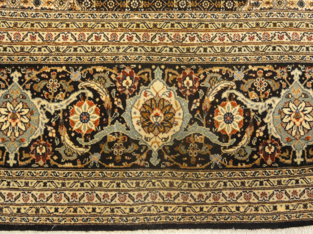 30345 Tabriz Mahi Rug