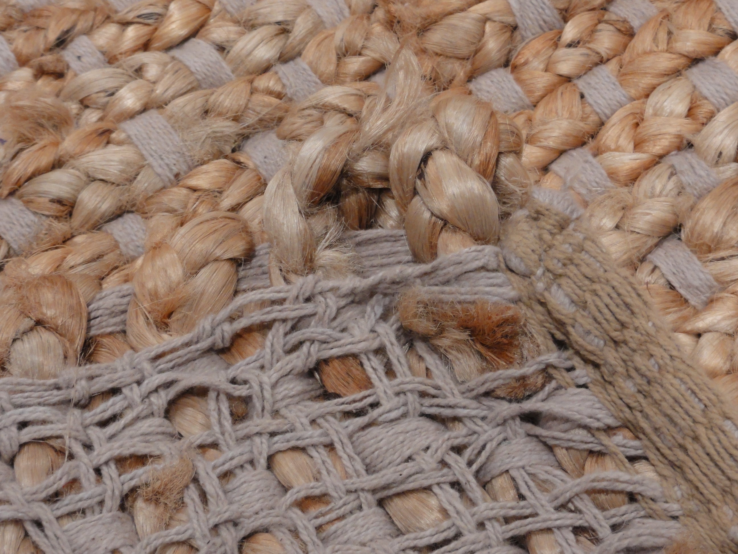 28709 Natural Jute Rug