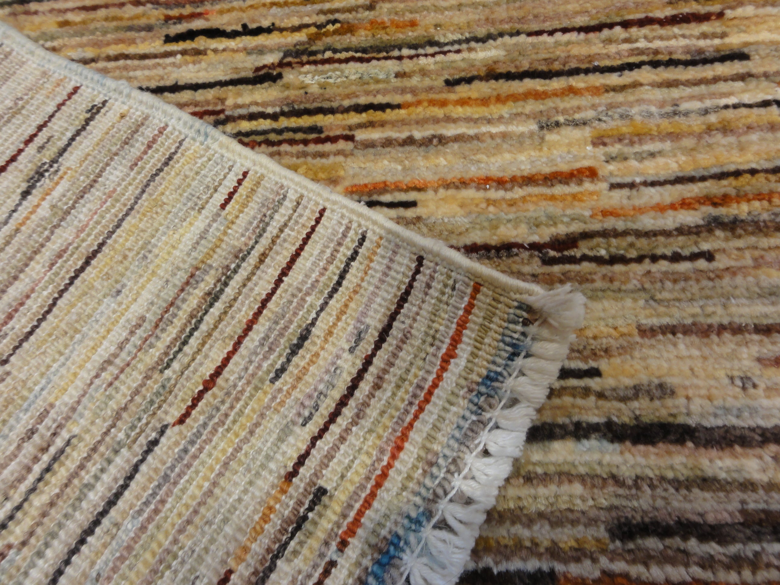 Modern Leesa Stripe 37023