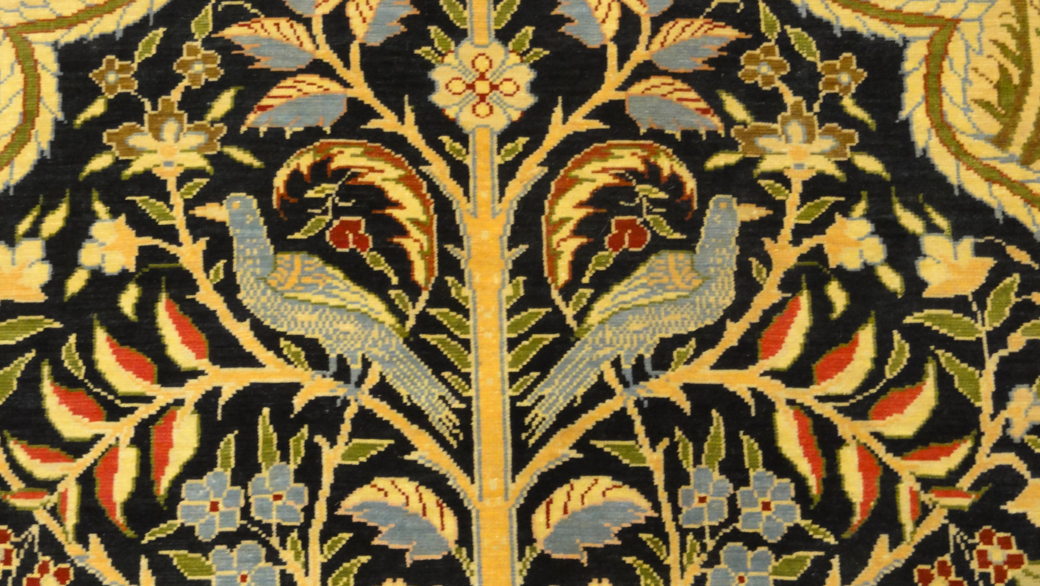 Vintage Silk Hereke 34525