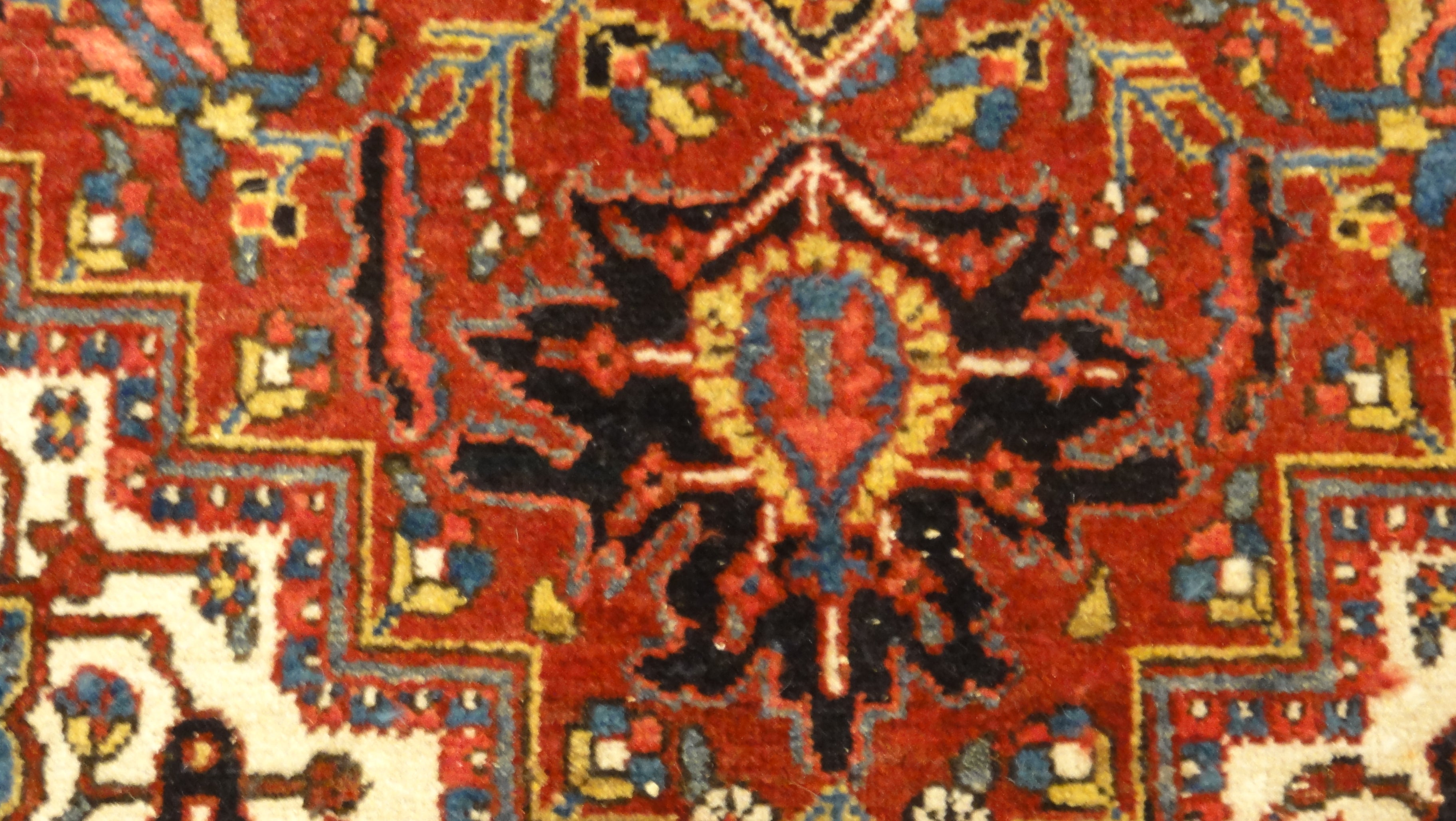 Antique Heriz Rug 34567
