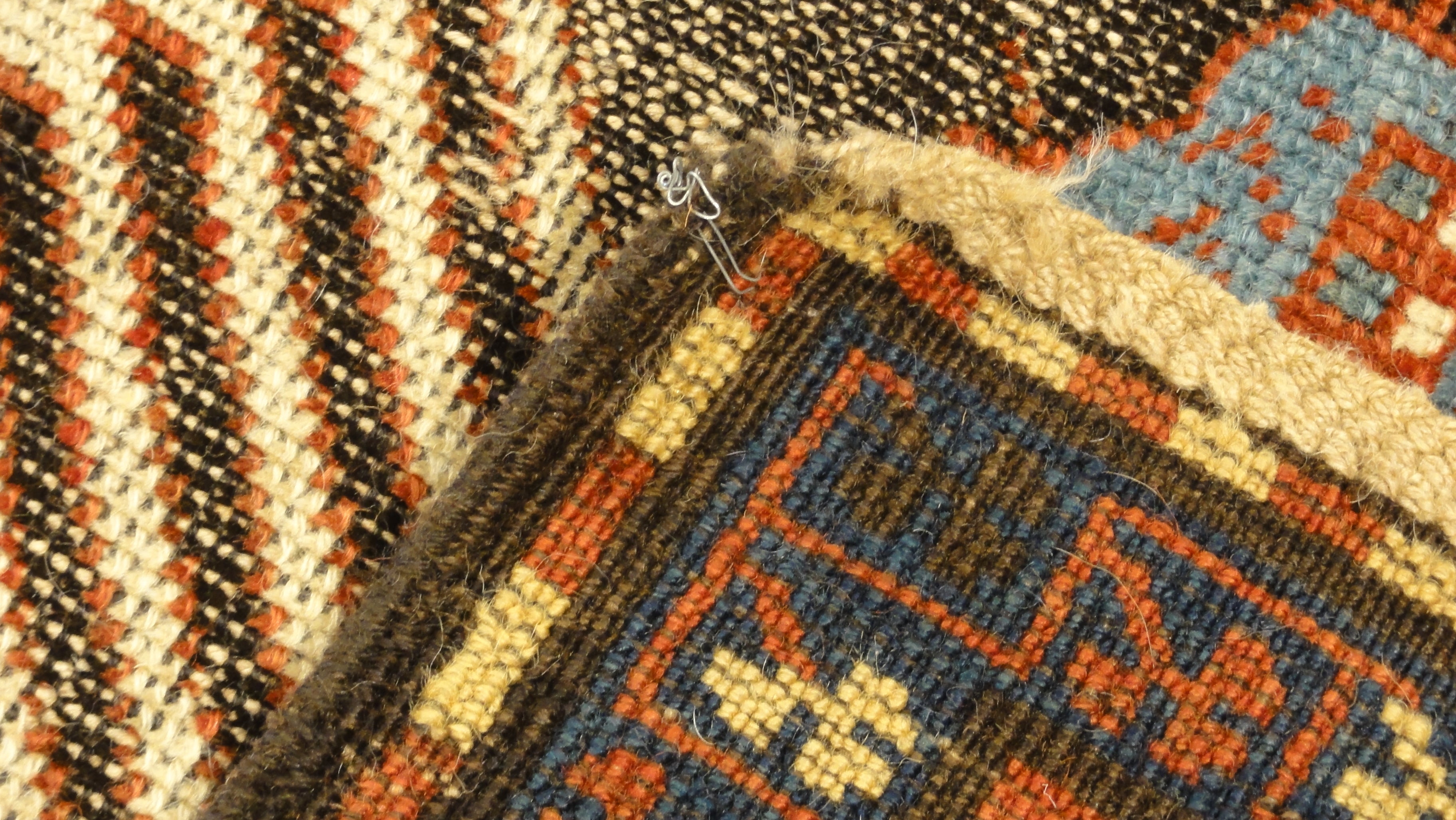 34543 Antique Akstafa Rug