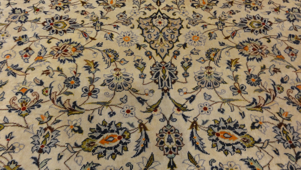34739 Vintage Kashan Rug