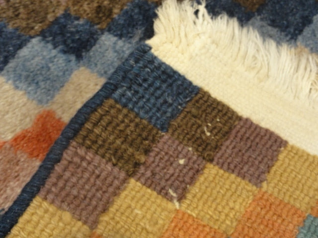 29878 Tibetan Runner