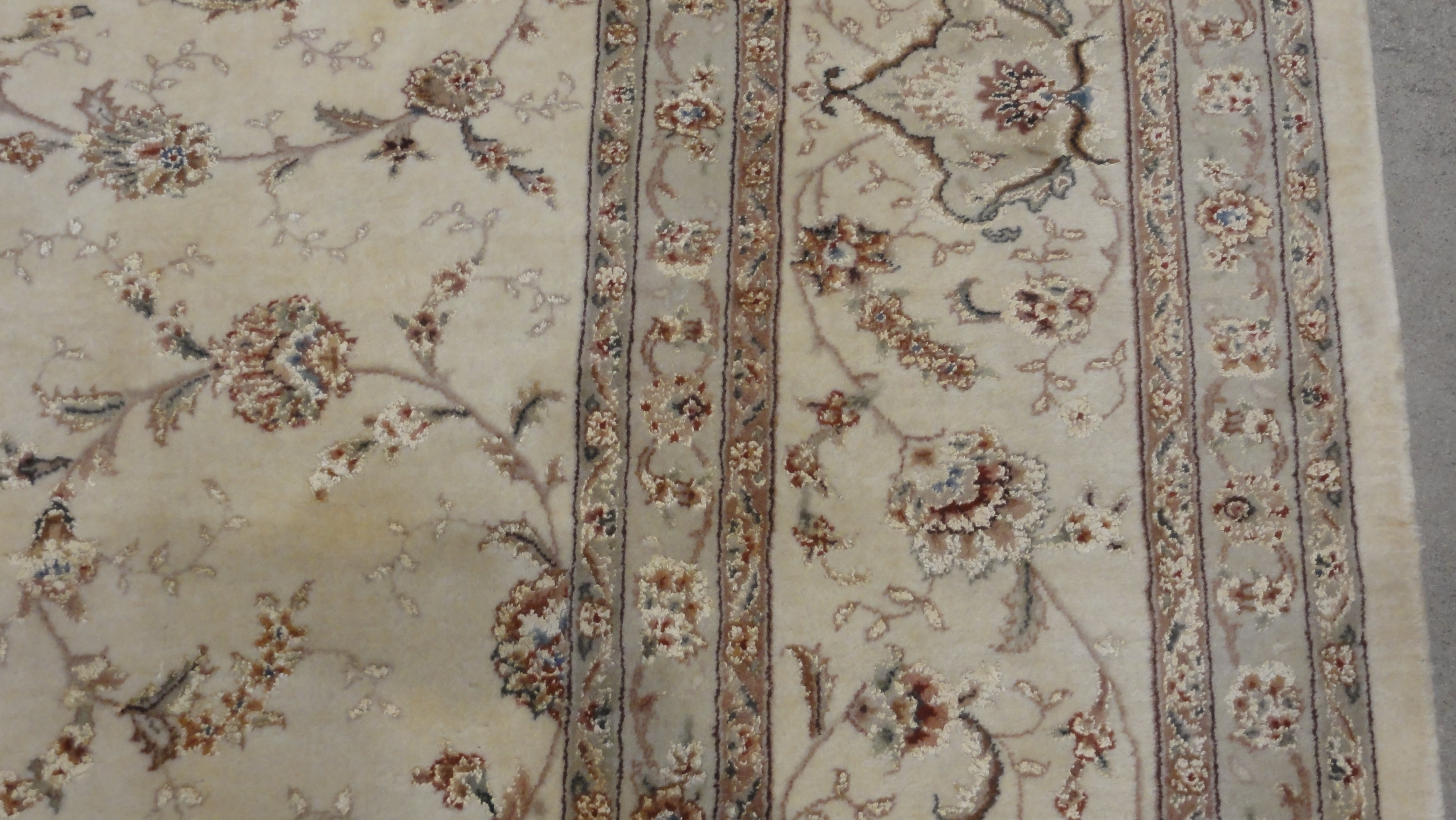 Vintage Tabriz Silk Flower 34191