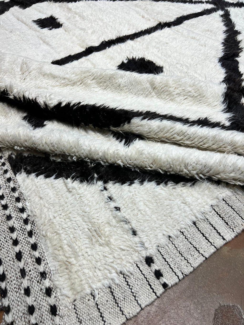 Authentic Atlas Mountain 34014