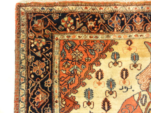 Antique Sarouk Farahan Very Rare Shahpour Figure 30105