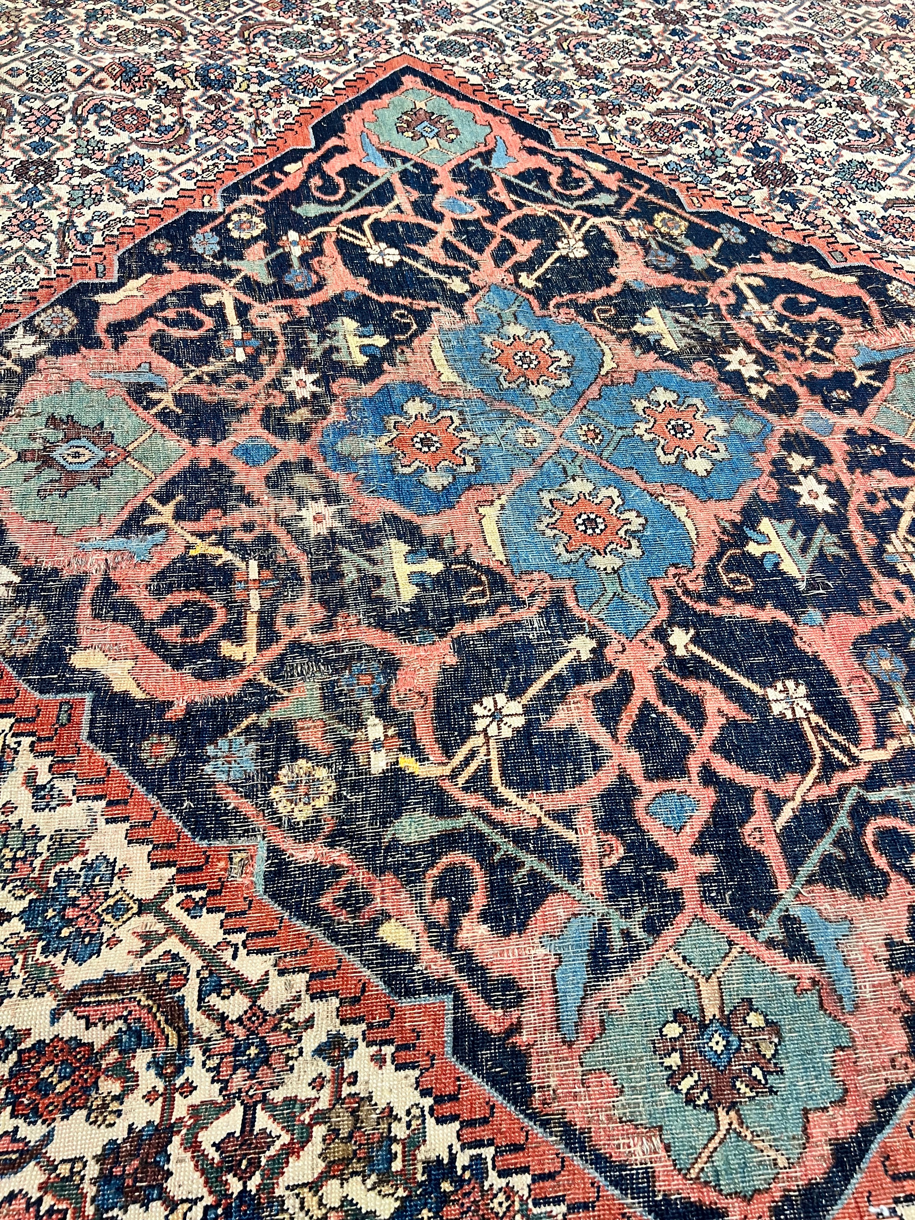 Antique Halvai Bijar 29211