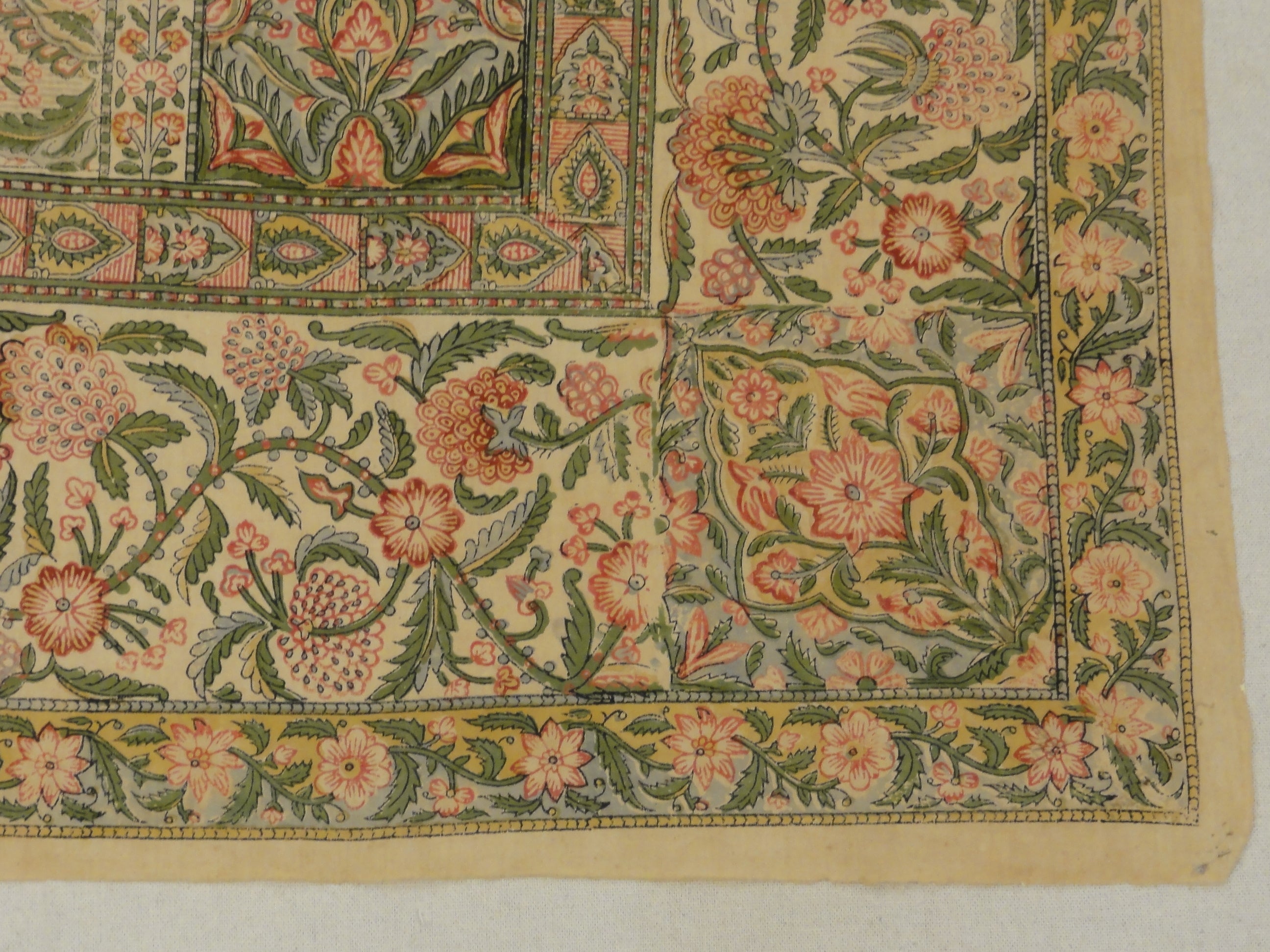 Rare Antique Mughal Palampore Textile with written cartouches 30637
