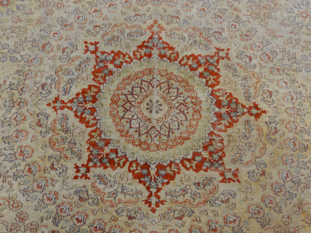 34937 Antique Silk Rug