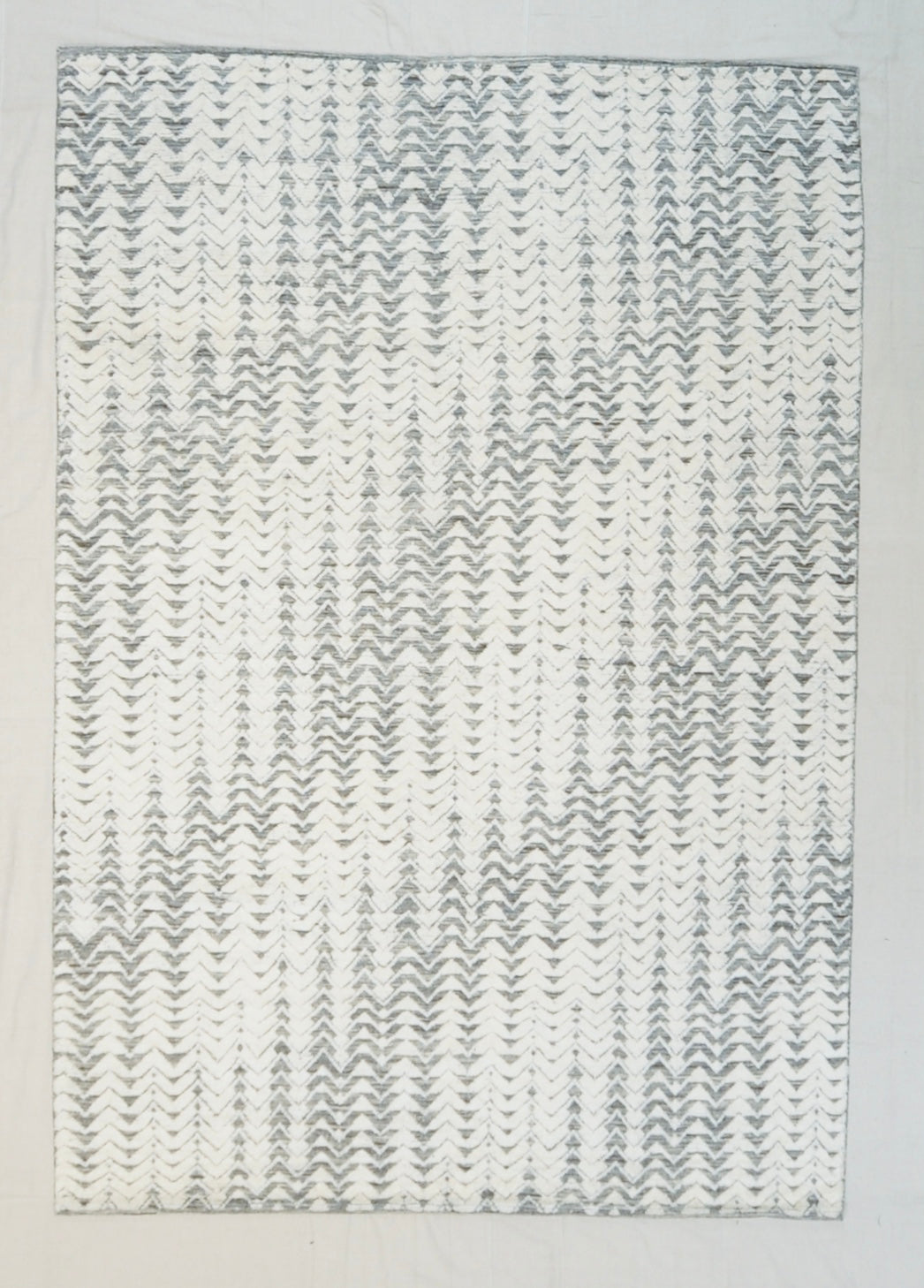 Zeiglereandcomodernbeige-rugsandmore