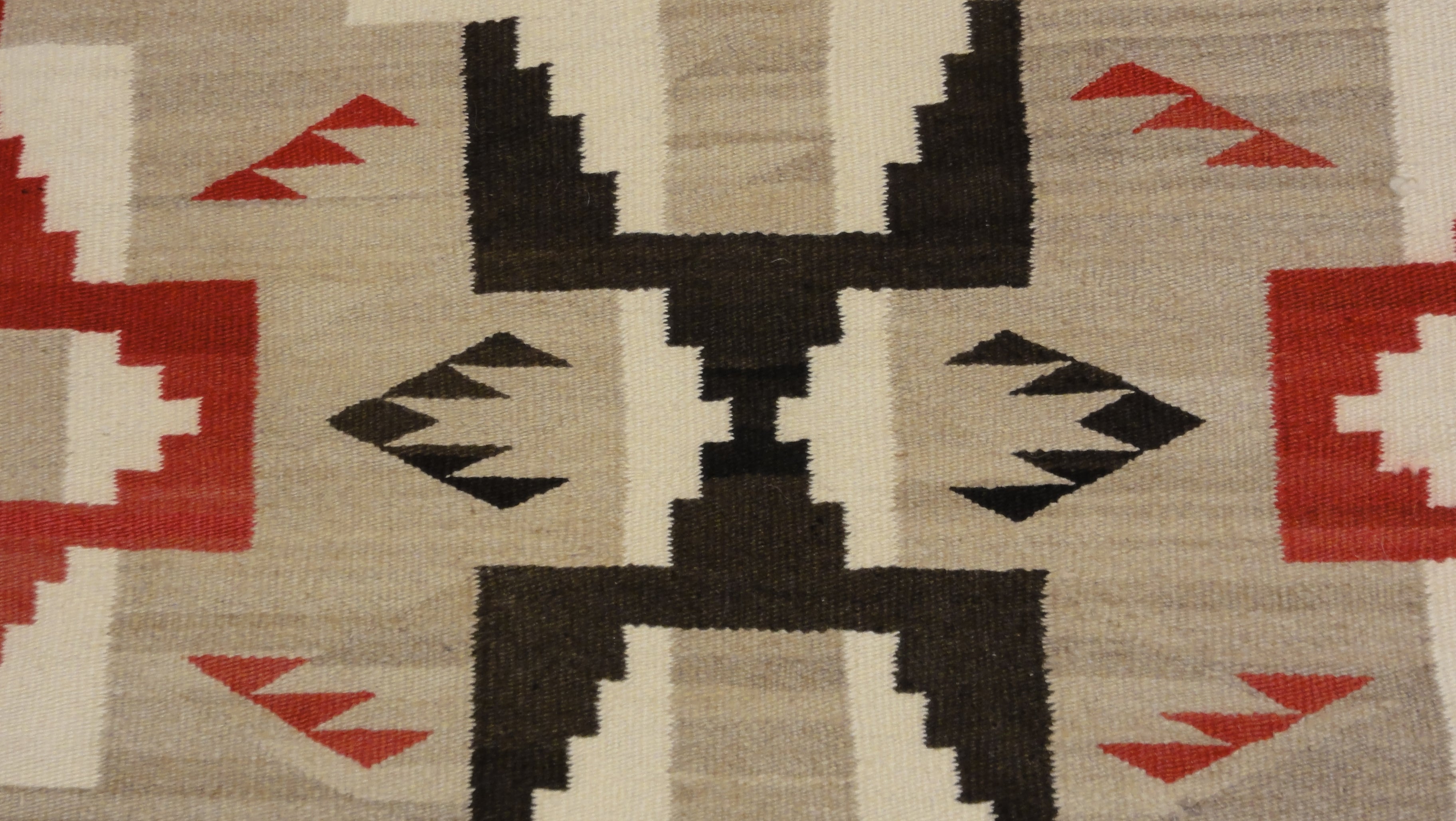 34602 Antique Navajo Rug