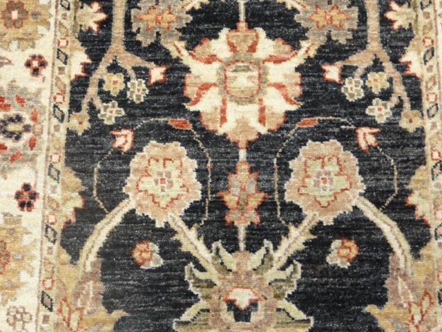 44261 Fine Usak Runner