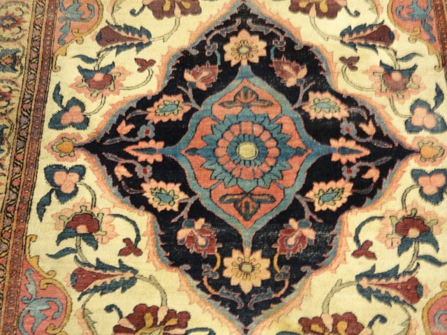 33831 Gift of Royalty Kerman