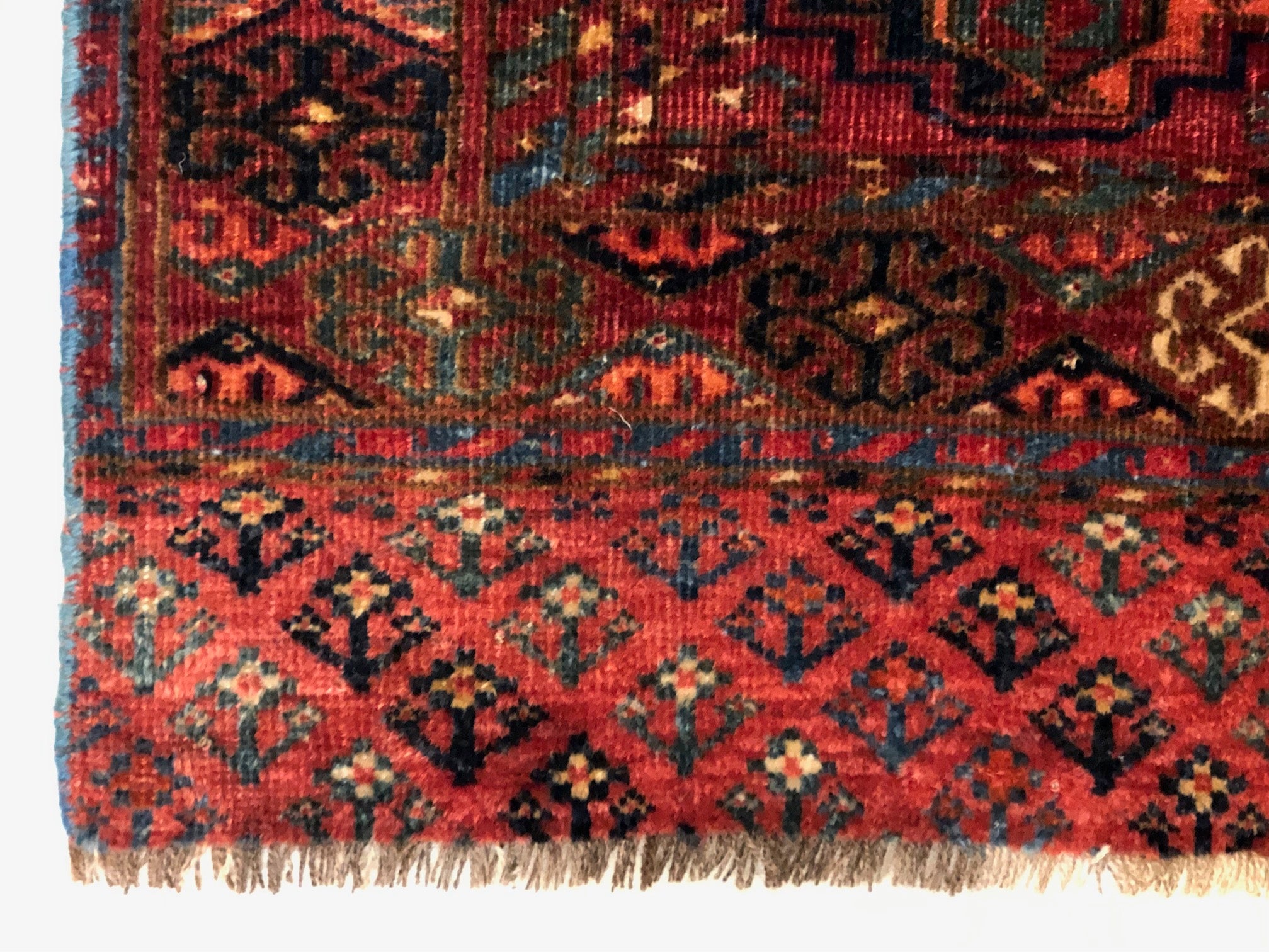 38037 Antique Ersari Juval Rug