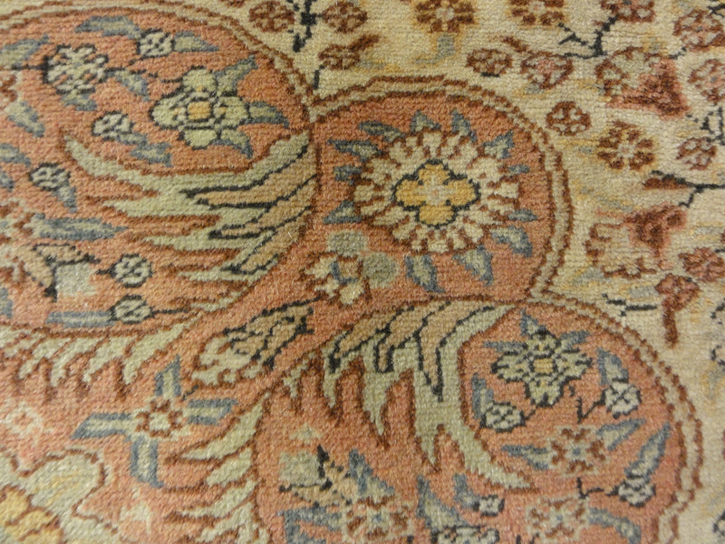 35706 Turkish Hereke Rug