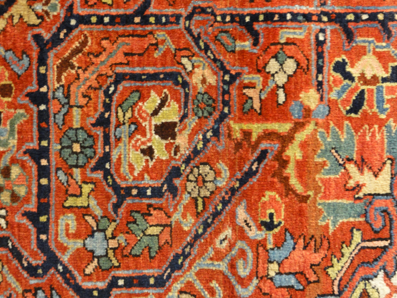 28401 Rare Antique Serapi Heriz