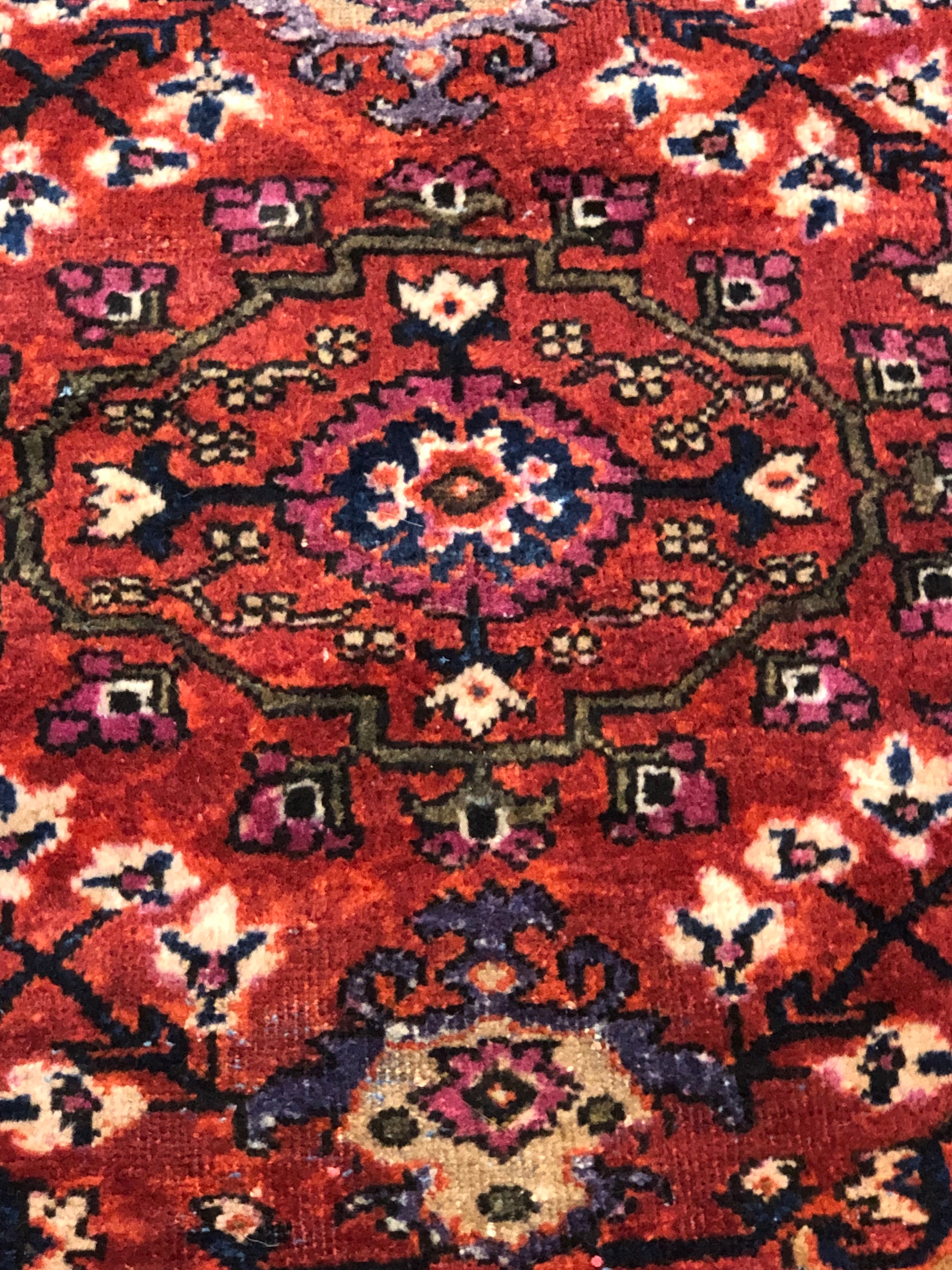 Antique Sultanabad Rug 38021