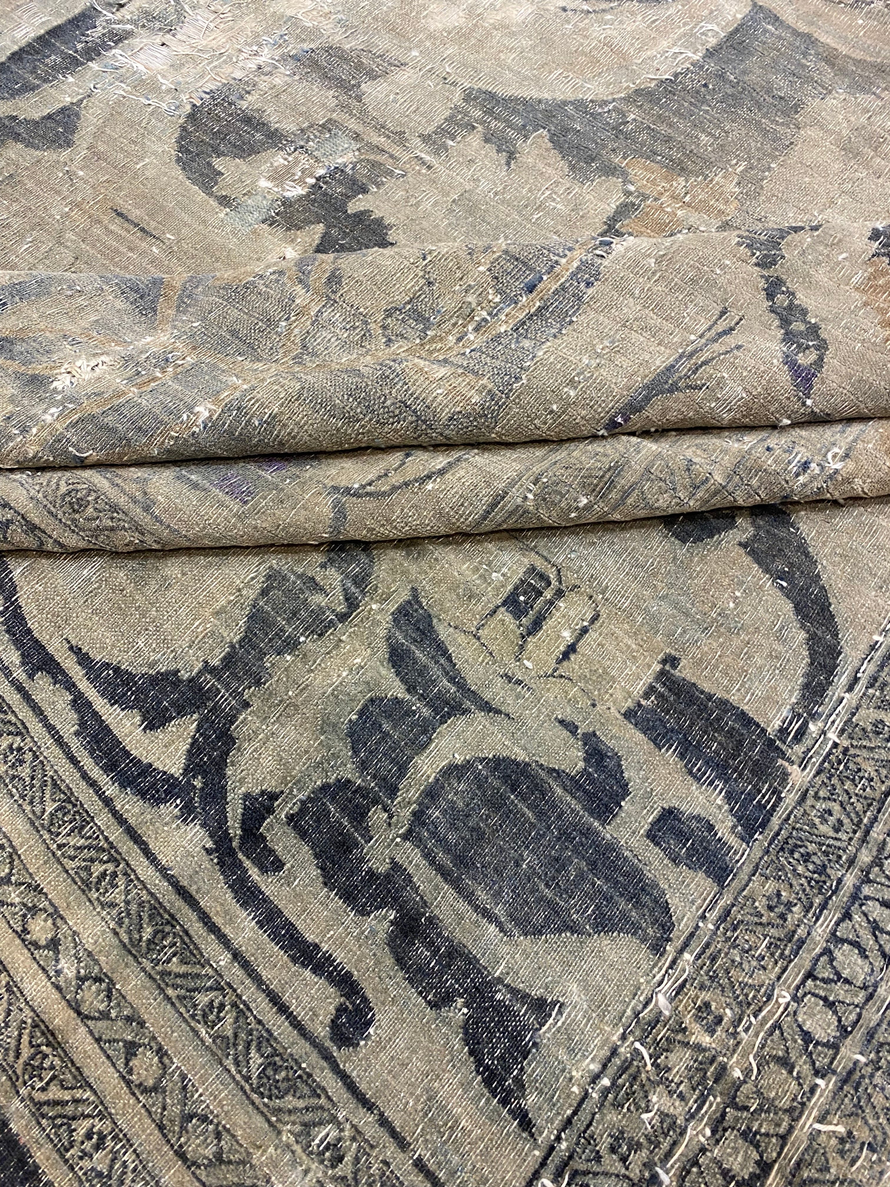 Antique Persian Dorokhsh 24331