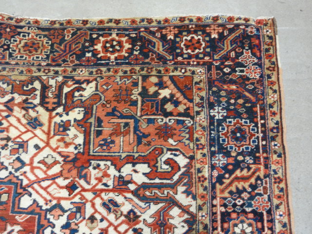 33679 Serabi Heriz Antique