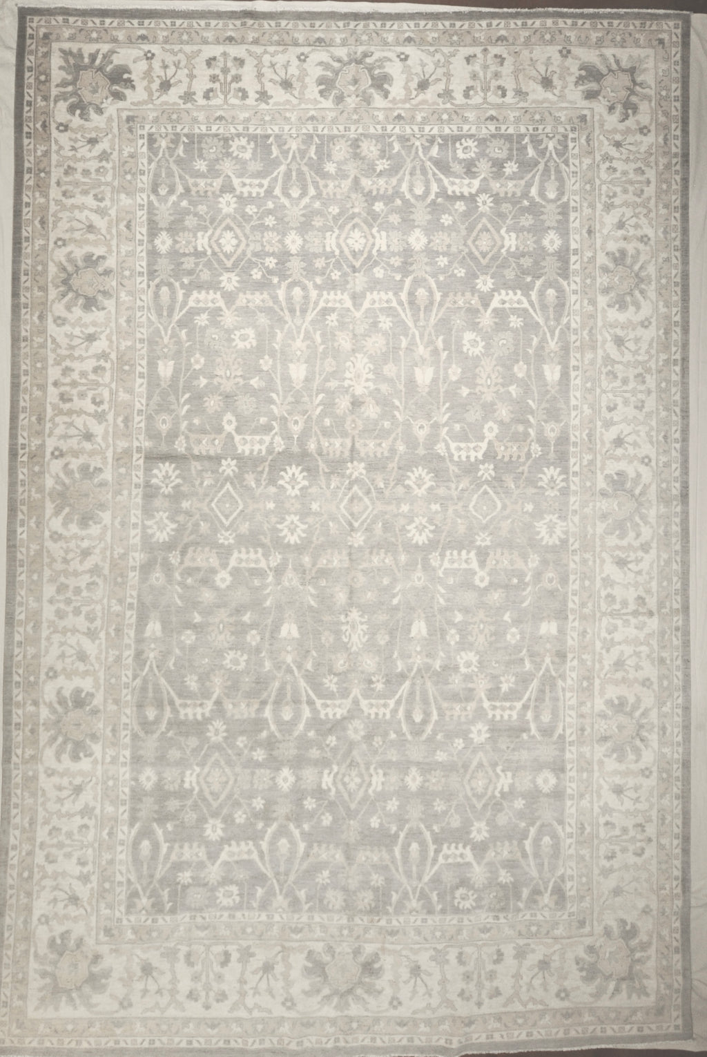 Fine Ziegler & Co. Usak.