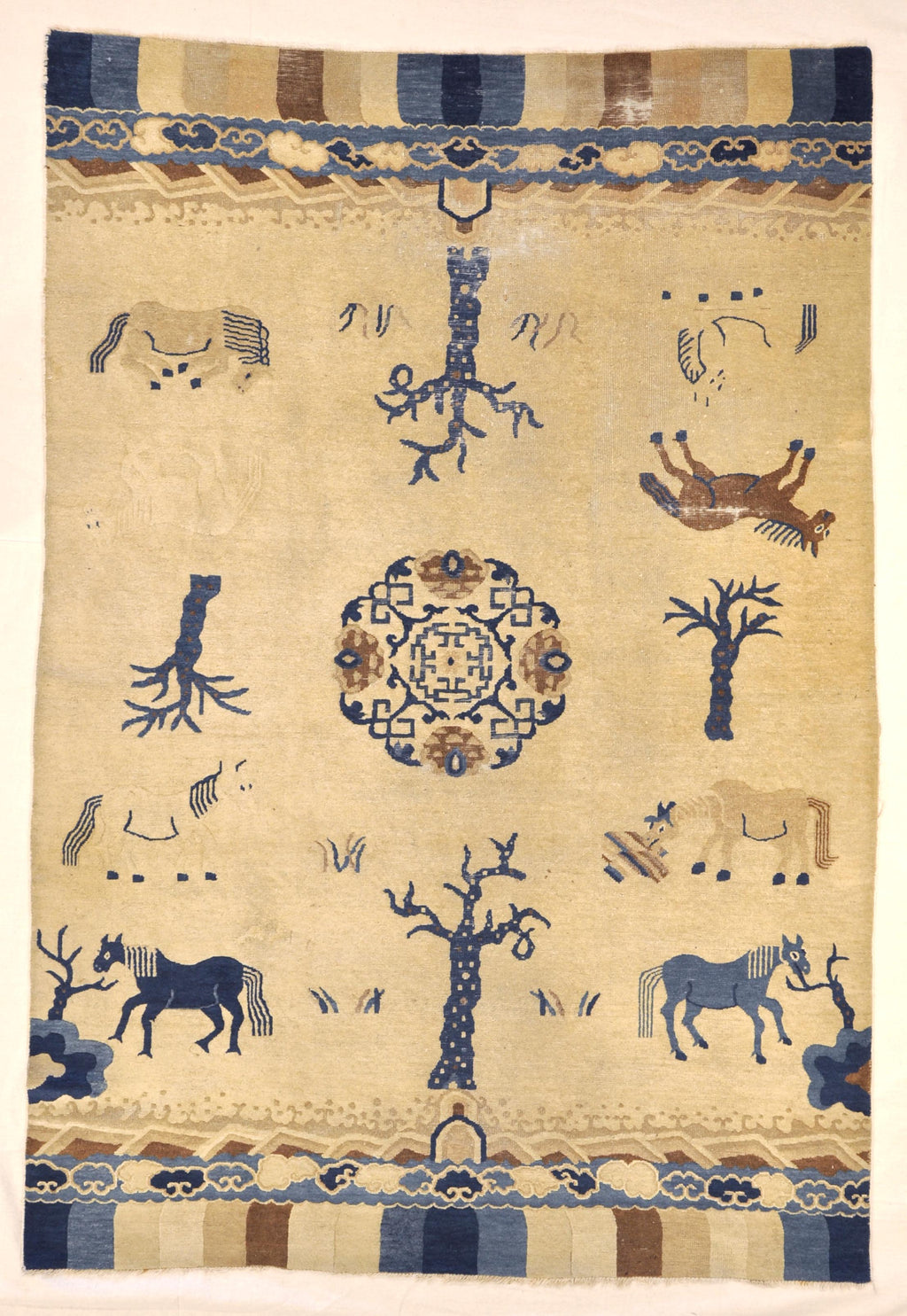 Asian rug| Santa Barbara design Center | Rugs and More