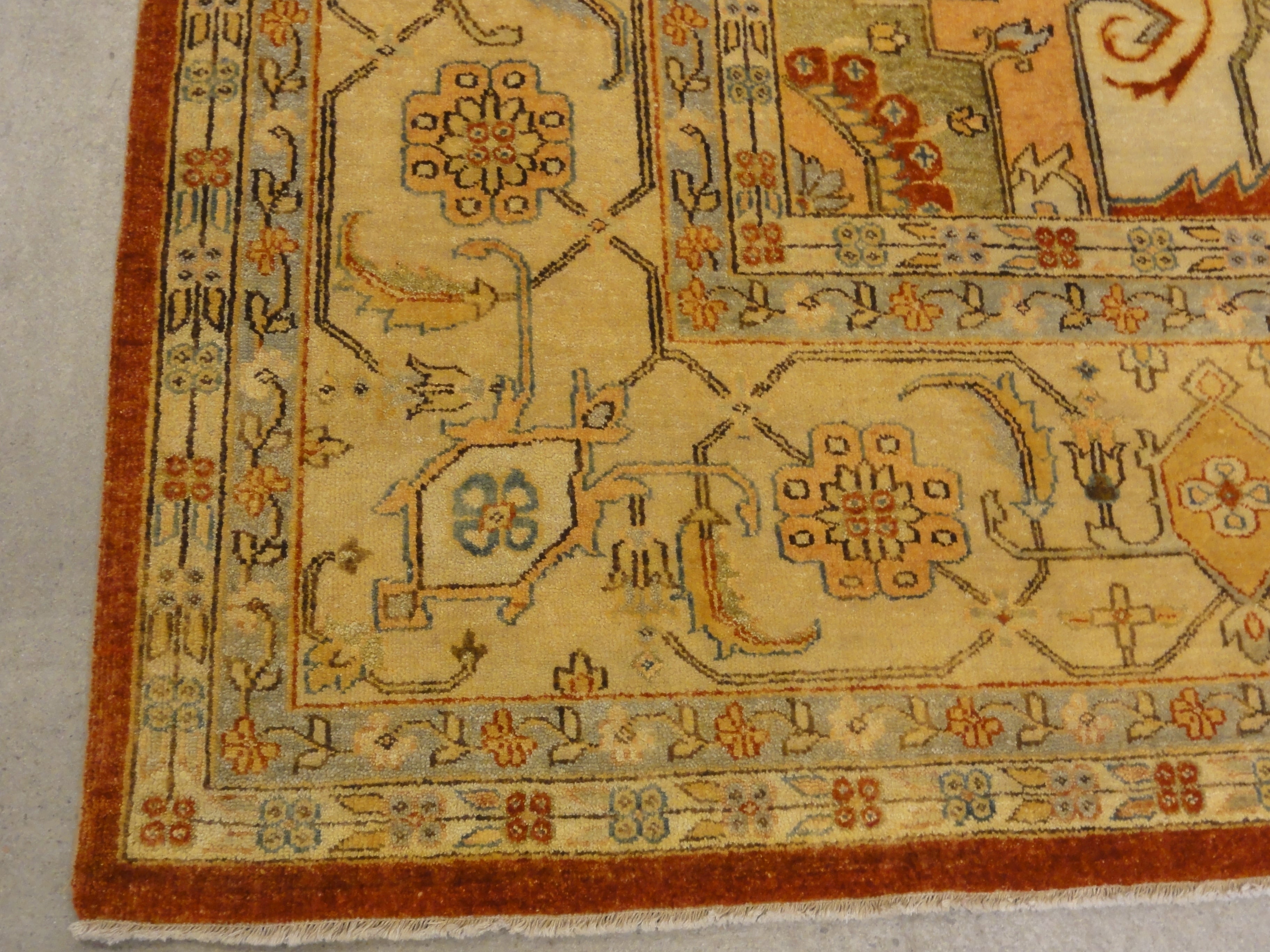 29096 Fine Heriz Rug