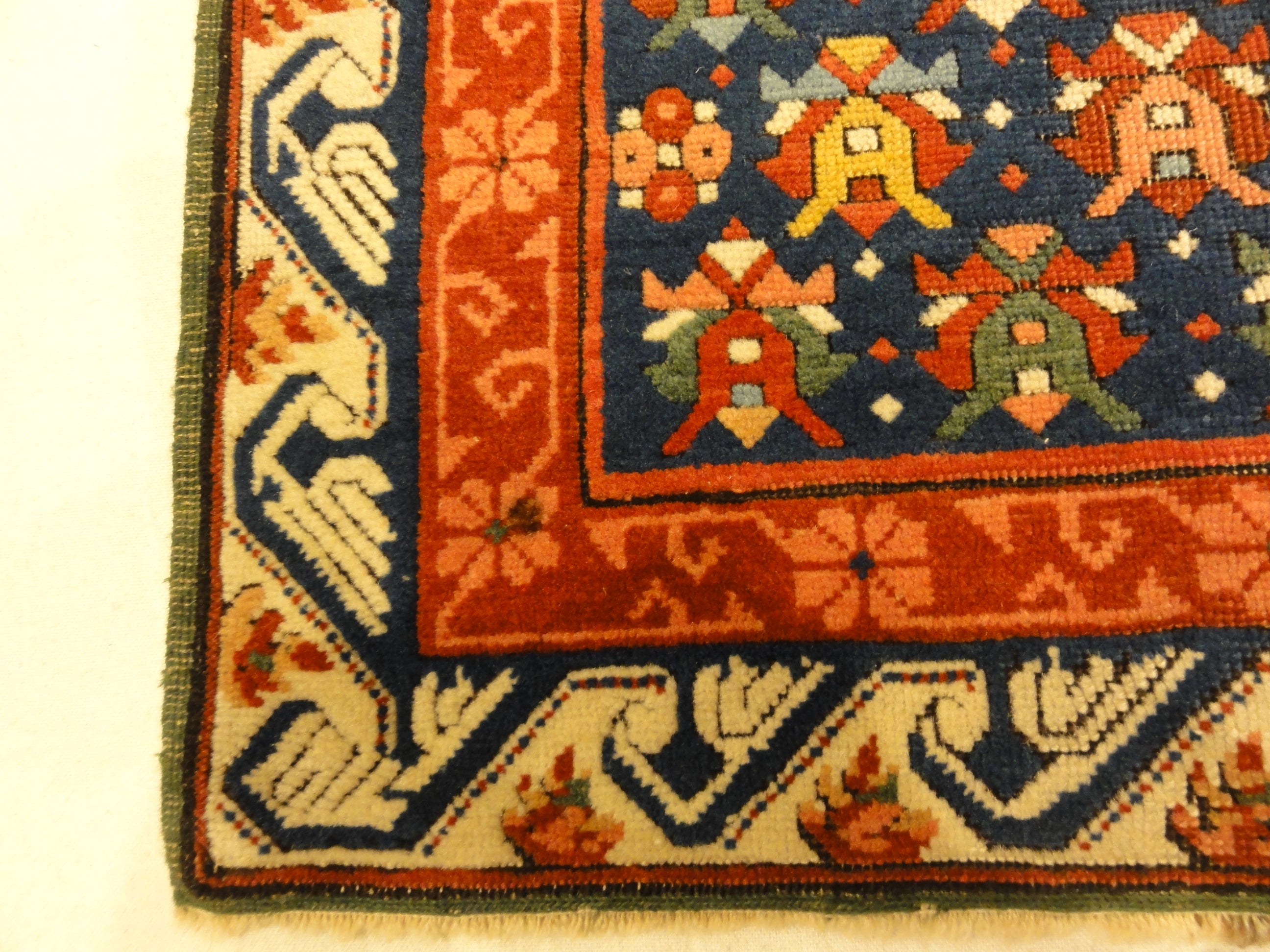 Rare Antique Cabbage Rose Seychour Rug ca. 1850's 30653