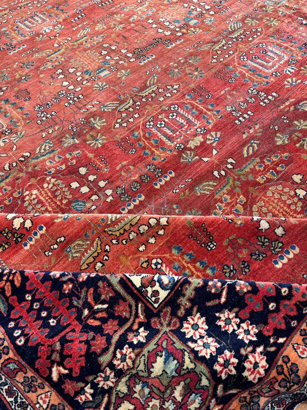 33258 Antique Sarouk Farahan in perfect condition