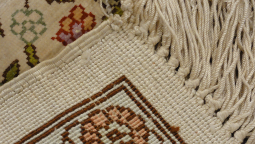 Vintage Silk Hereke 34526