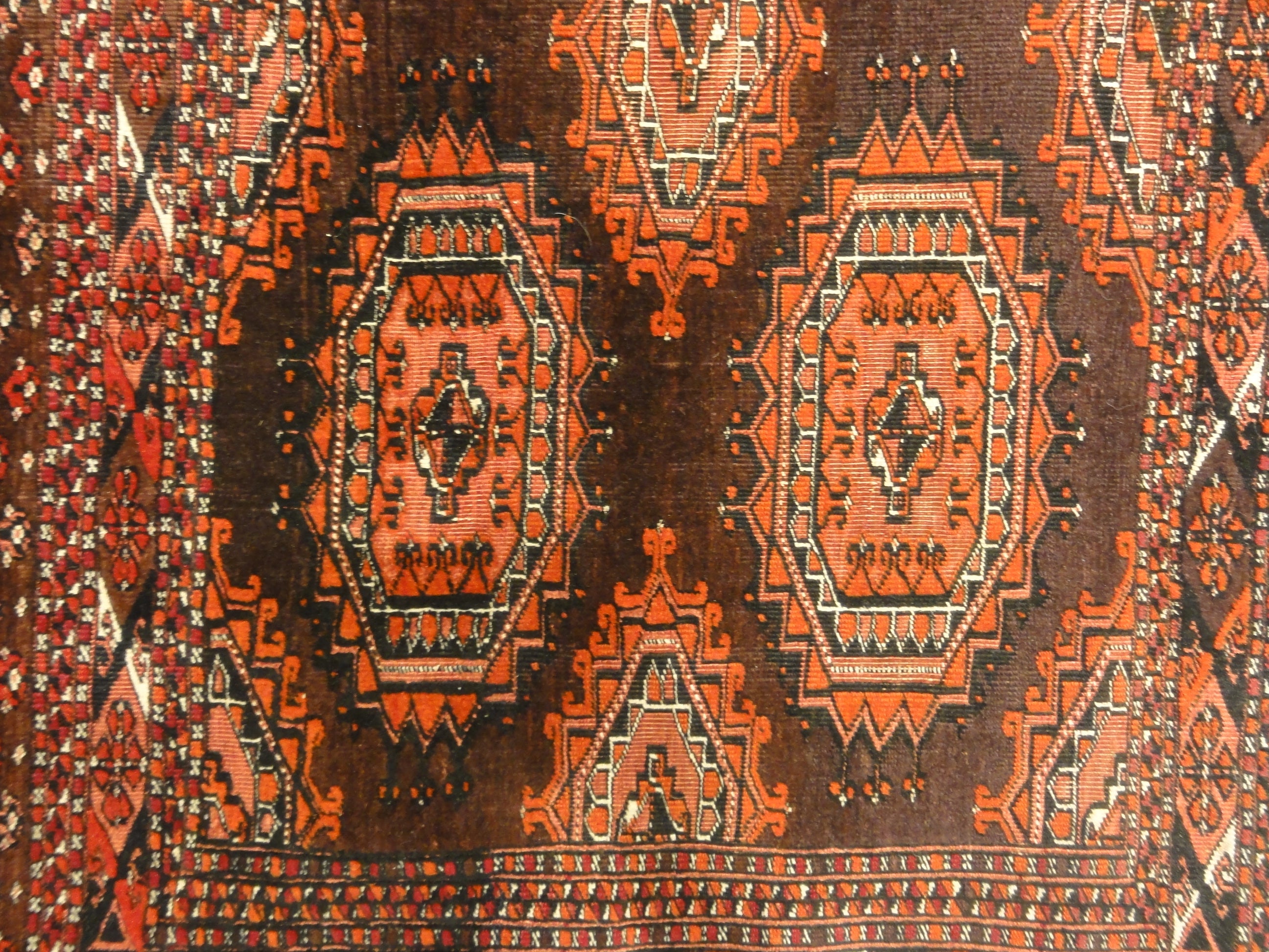 30151 Antique Salor Juval Turkoman Wool