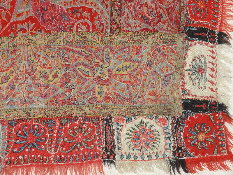 31790 Antique Kashmiri Shawl