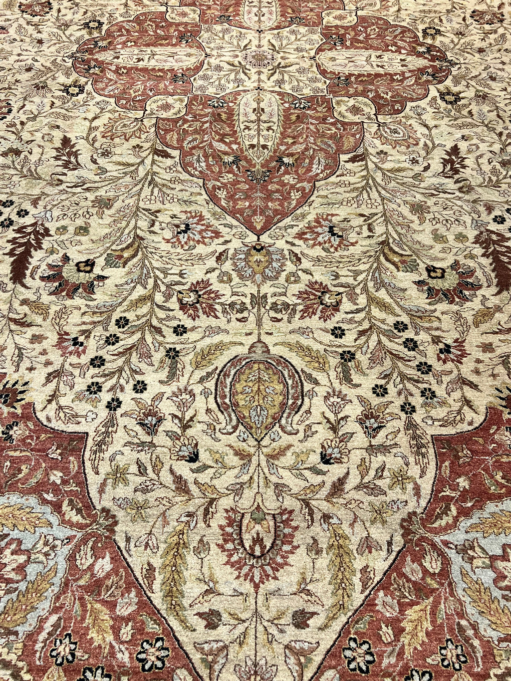 Finest Vintage Haj-jalili 32927