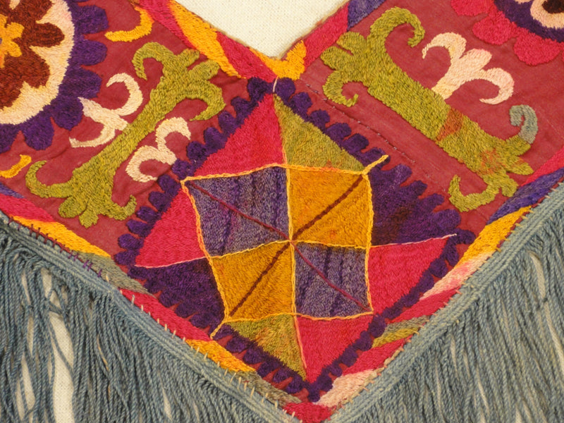 31758 Suzani Tent Decor