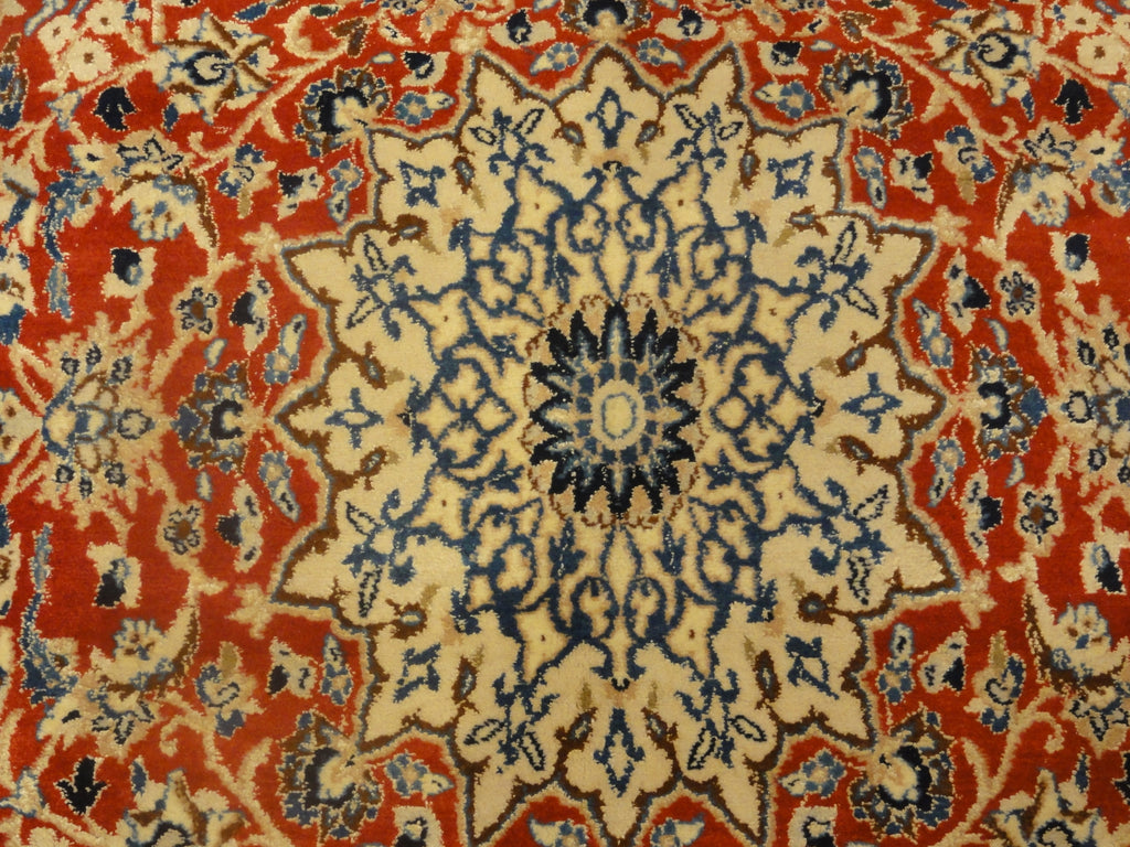 Vintage Persian Nain 33441