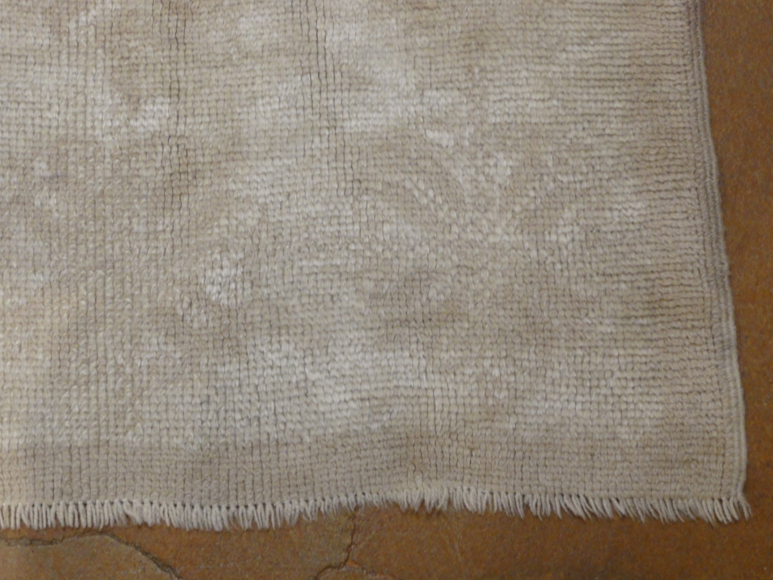 34936 Antique Angora Oushak