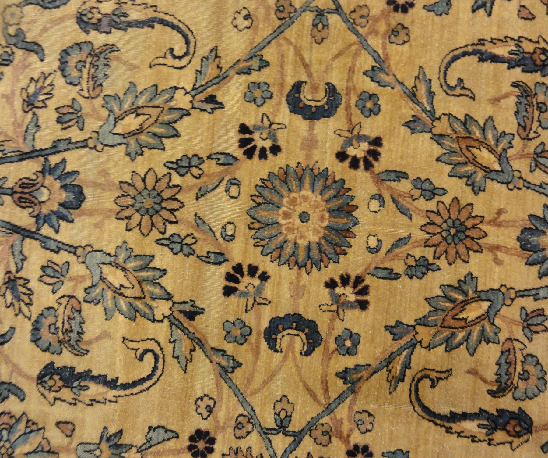 33249 Antique Kerman Ravar