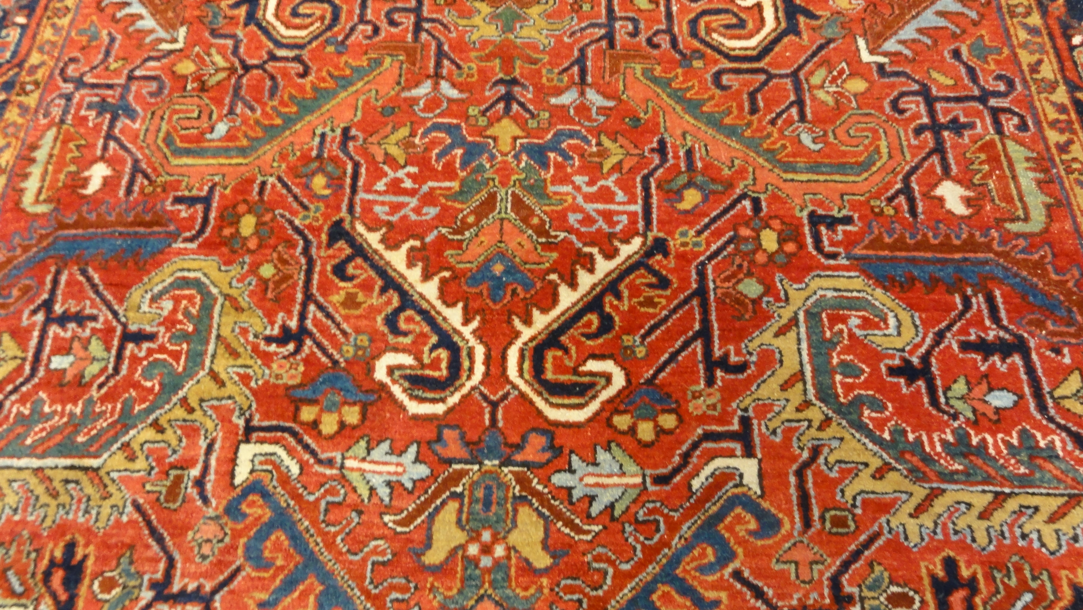 34742 Antique Dragon Heriz