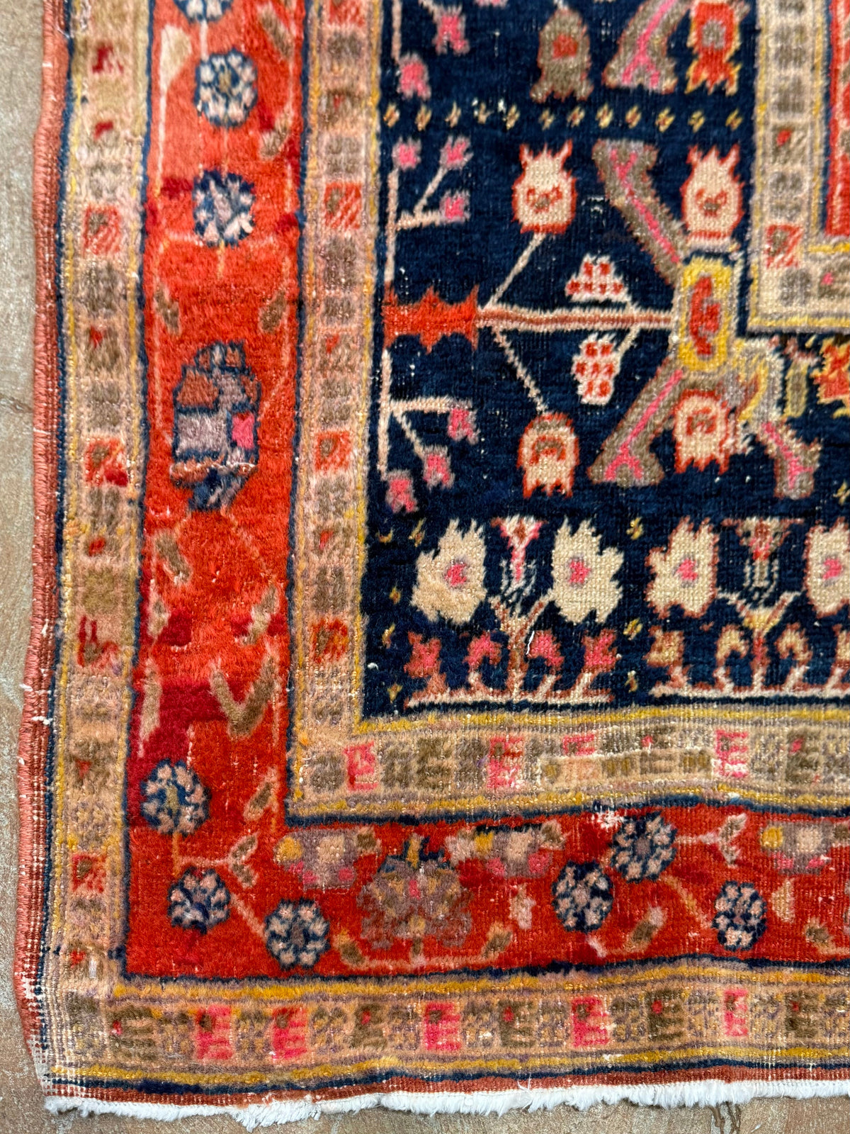 Antique Finest Khotan 24692