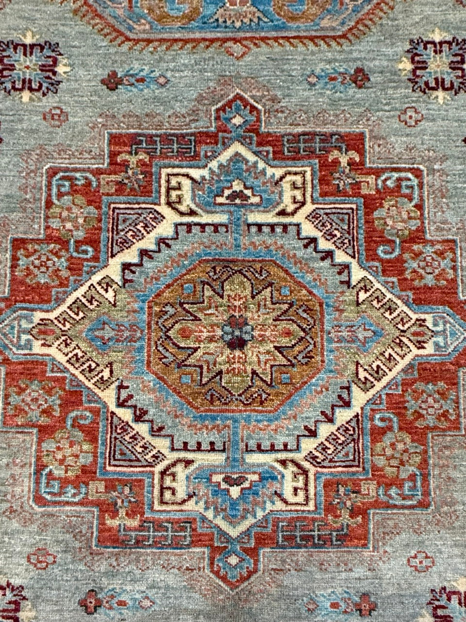 Ziegler & Co Caucasian 23026