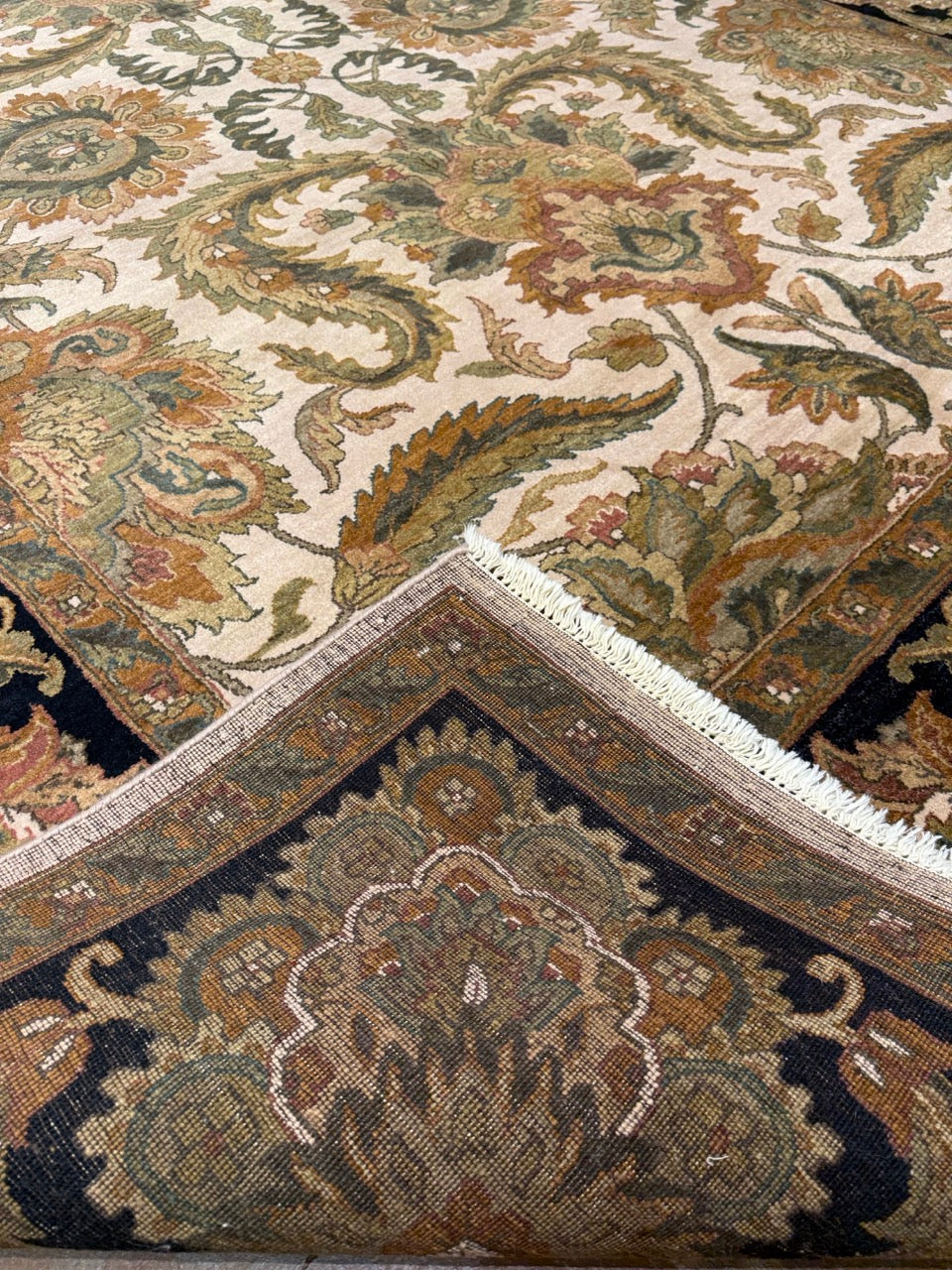Agra Rug 25284